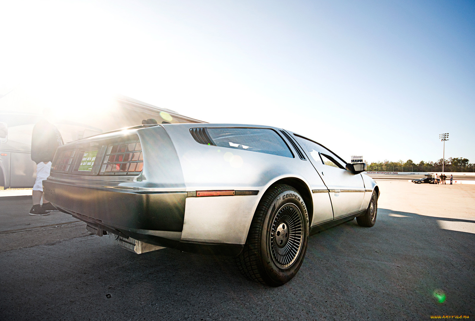 , dmc, delorean